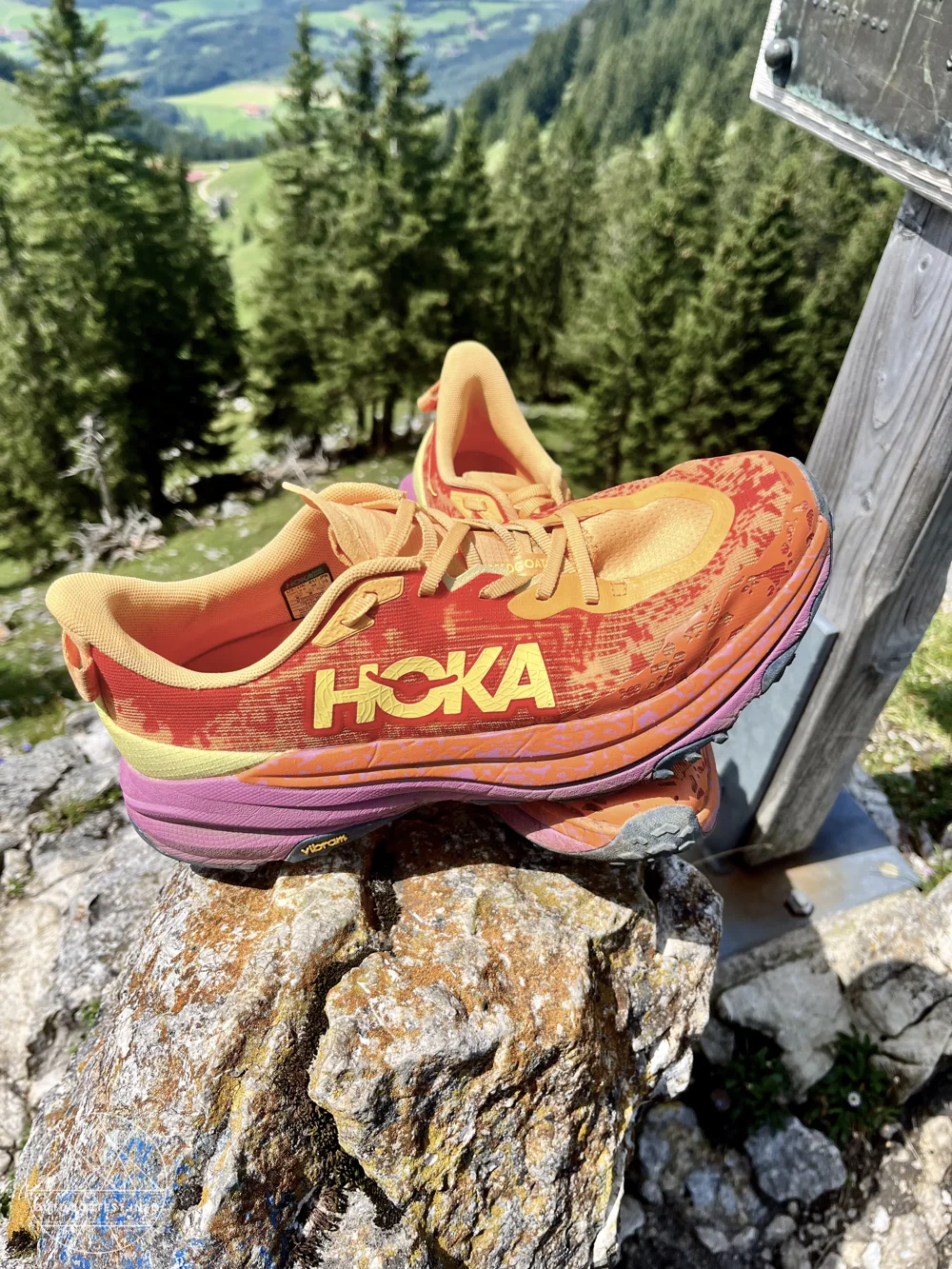 HOKA Speedgoat 6 Trailrunningschuhe