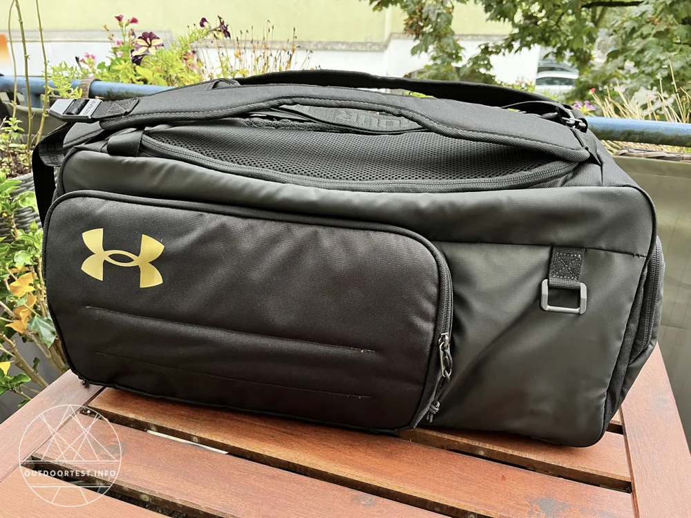 Under Armour Contain Duo mittelgroßer Rucksack/Seesack